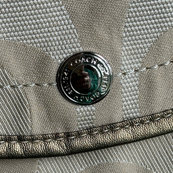 Coach Signature Kyra Daisy Backpack - Picture 14 of 15